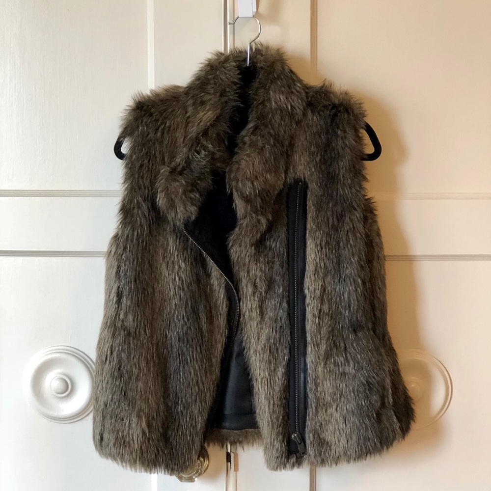 Perfect Condition Faux Fur Banana Republic Vest